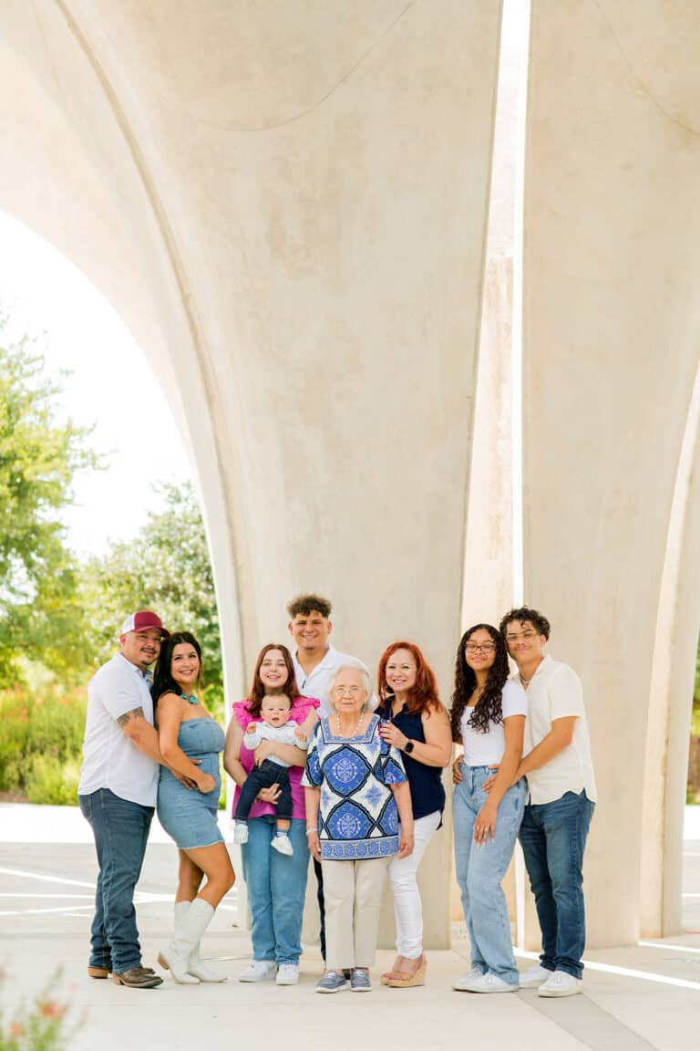 San-Antonio-Confluence-Park-Photoshoot-by-Lucero-Salinas Photography10